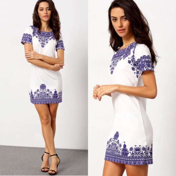 Vintage Floral Shift Dress - Picture 3 of 5